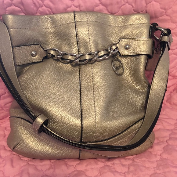 Coach Handbags - Coach shoulder/crossbody bag